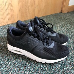 Black Nike Air Max Zero